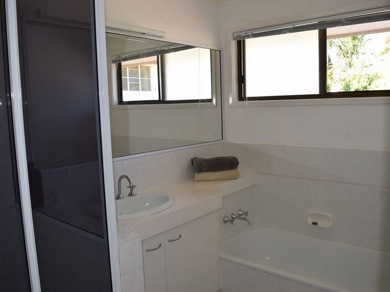 26 Gleneagles Crescent, Albany Creek QLD 4035