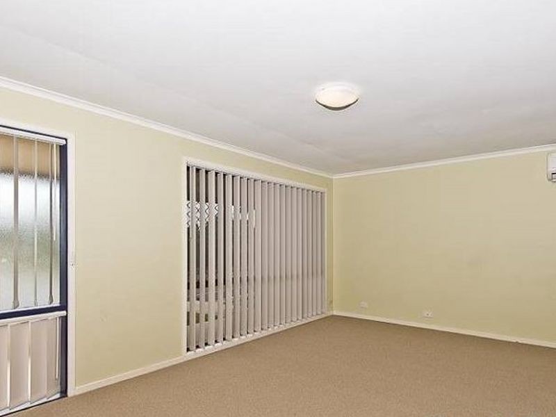 24 Flamingo Drive, Albany Creek QLD 4035