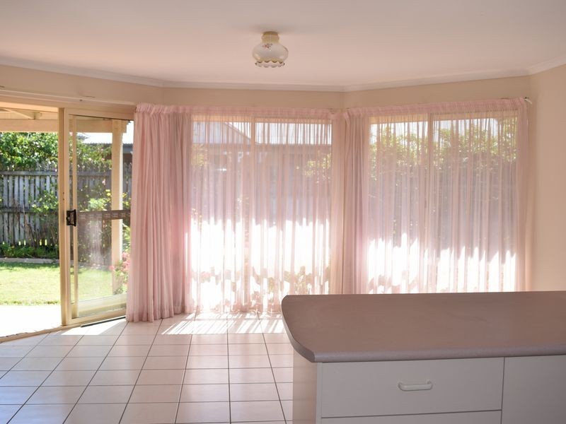 17 Coolabah Crescent, Bridgeman Downs QLD 4035