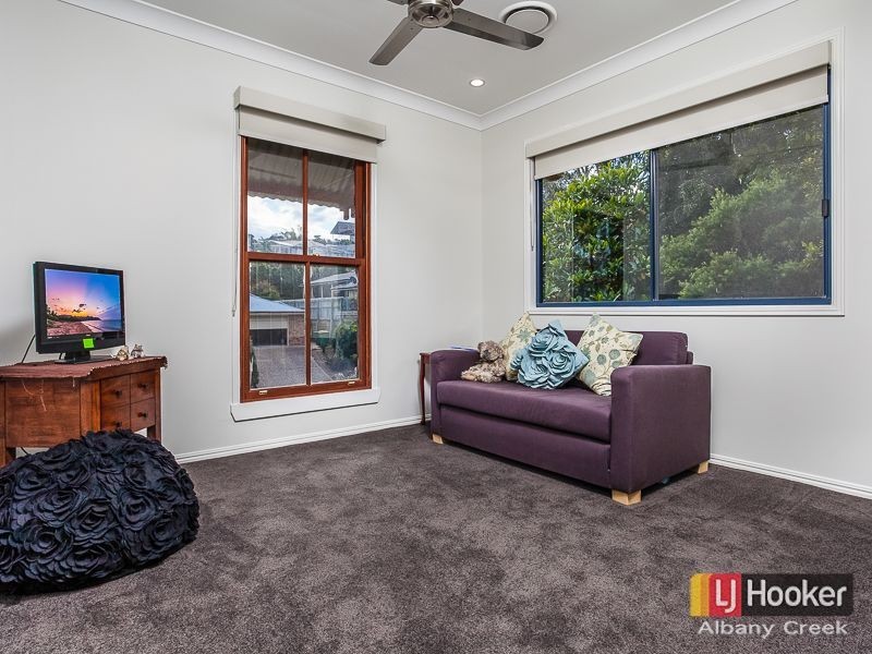 125 Saraband Drive, Eatons Hill QLD 4037