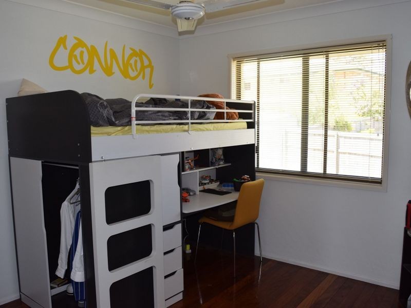 6 Dover Street, Albany Creek QLD 4035