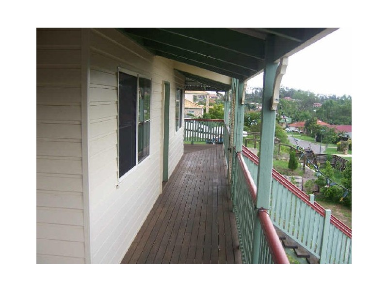 26 Silkyoak Way, Albany Creek QLD 4035