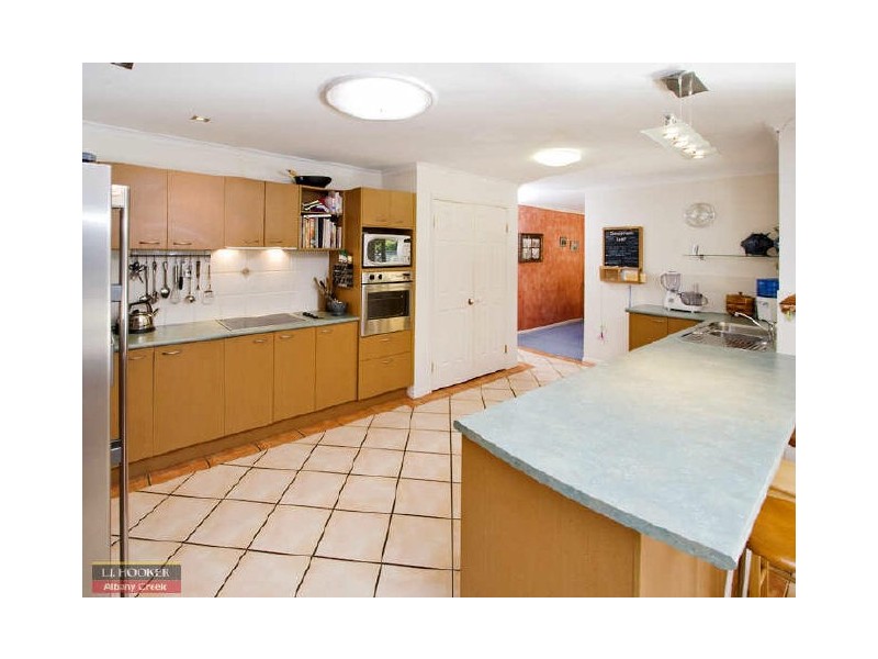 Eatons Hill QLD 4037