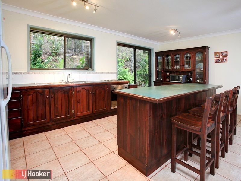 14 Buranda Road, Clear Mountain QLD 4500