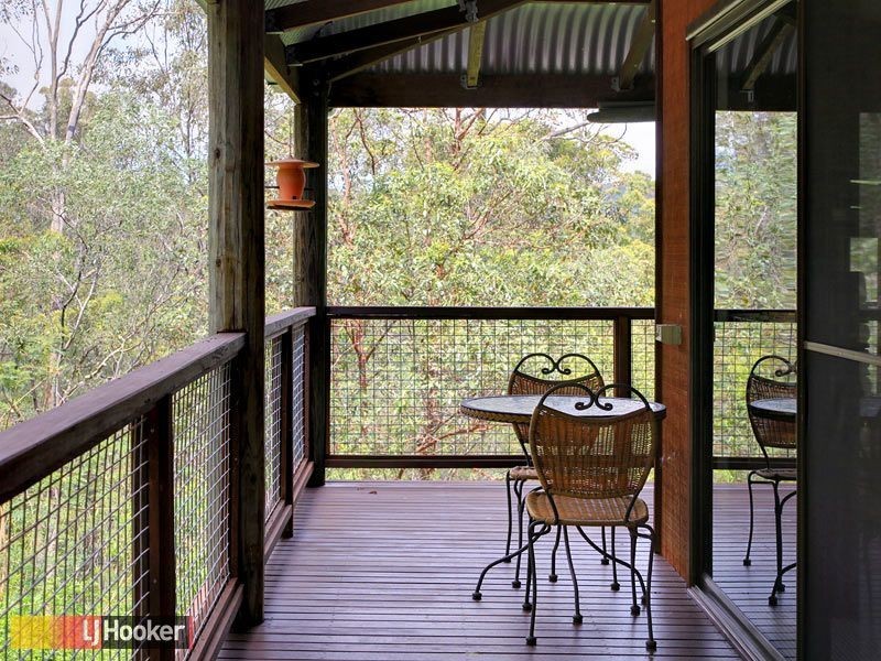 14 Buranda Road, Clear Mountain QLD 4500