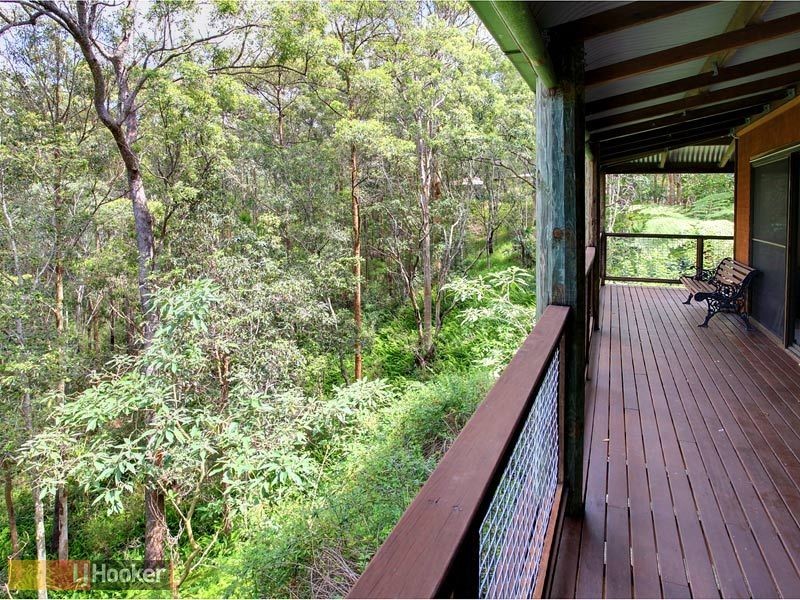 14 Buranda Road, Clear Mountain QLD 4500