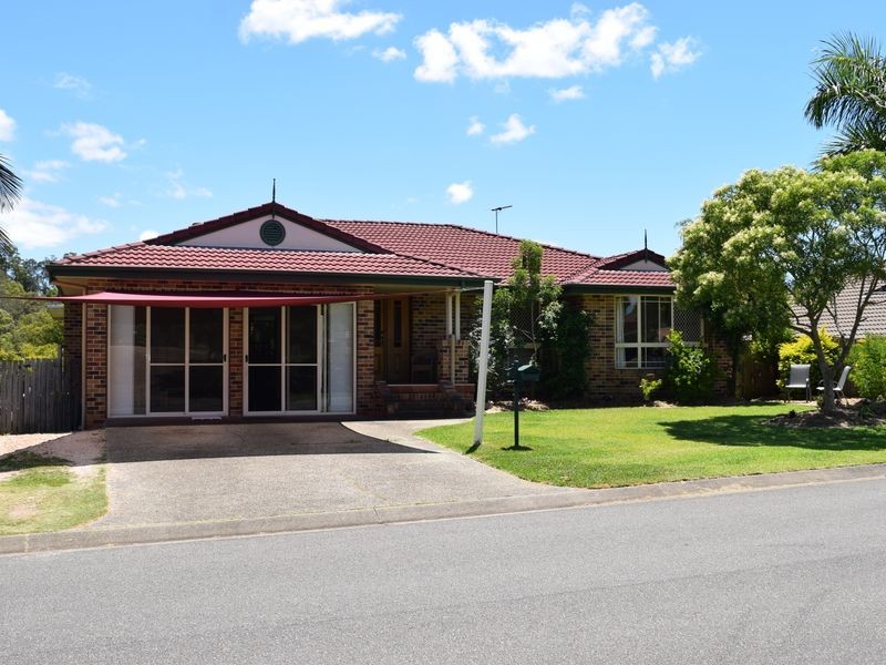 8 Silvereye Crescent, Albany Creek QLD 4035