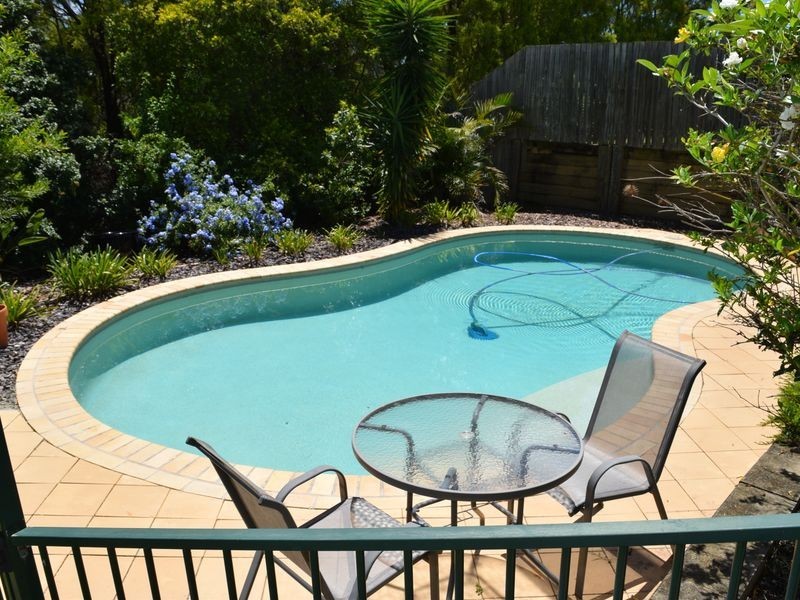 8 Silvereye Crescent, Albany Creek QLD 4035