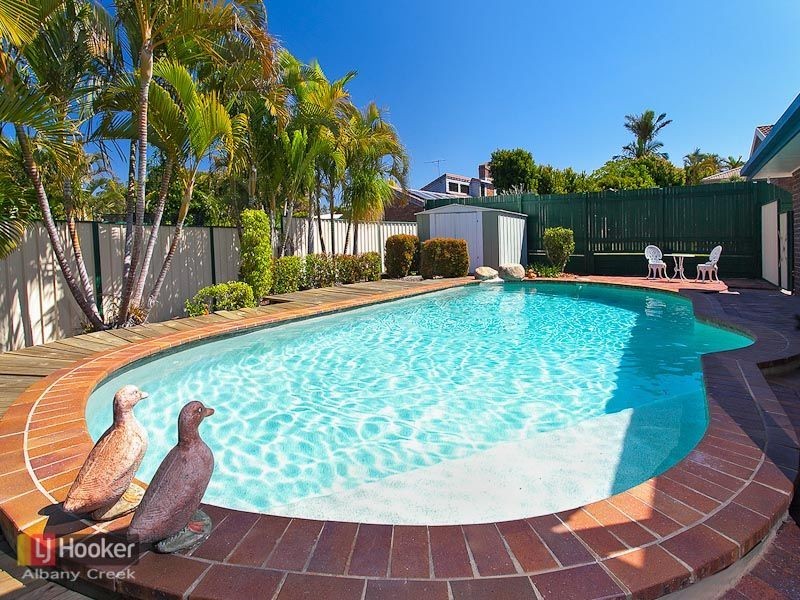 7 Daniel Drive, Albany Creek QLD 4035