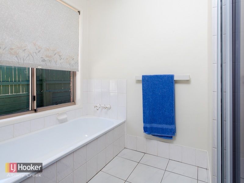 7 Daniel Drive, Albany Creek QLD 4035