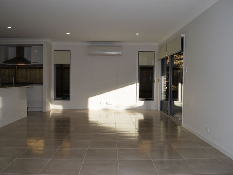 14 Toorak Road, Albany Creek QLD 4035