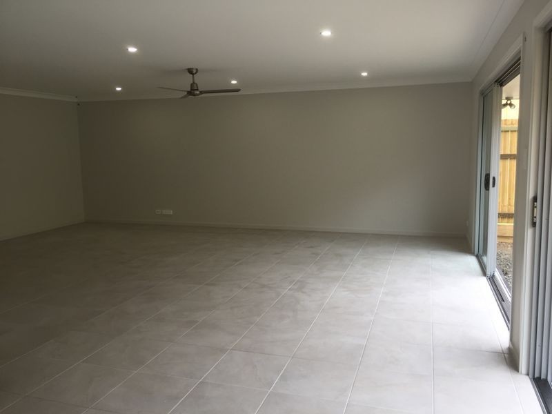 24 Malvern Road, Albany Creek QLD 4035