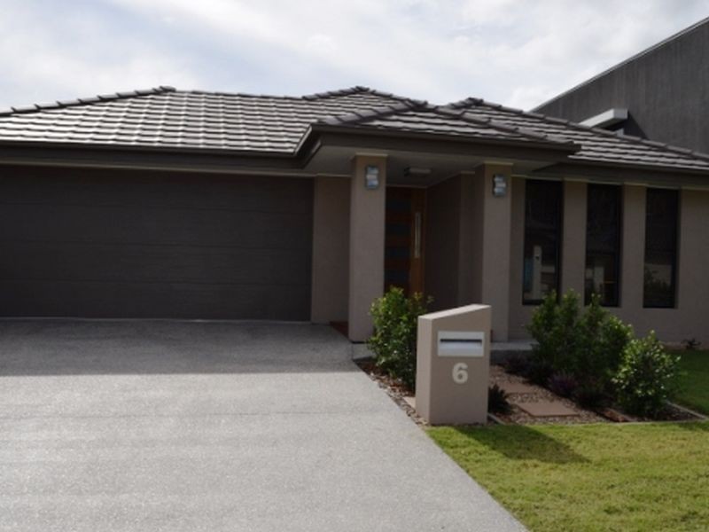 6 Hinton Crescent, Mango Hill QLD 4509