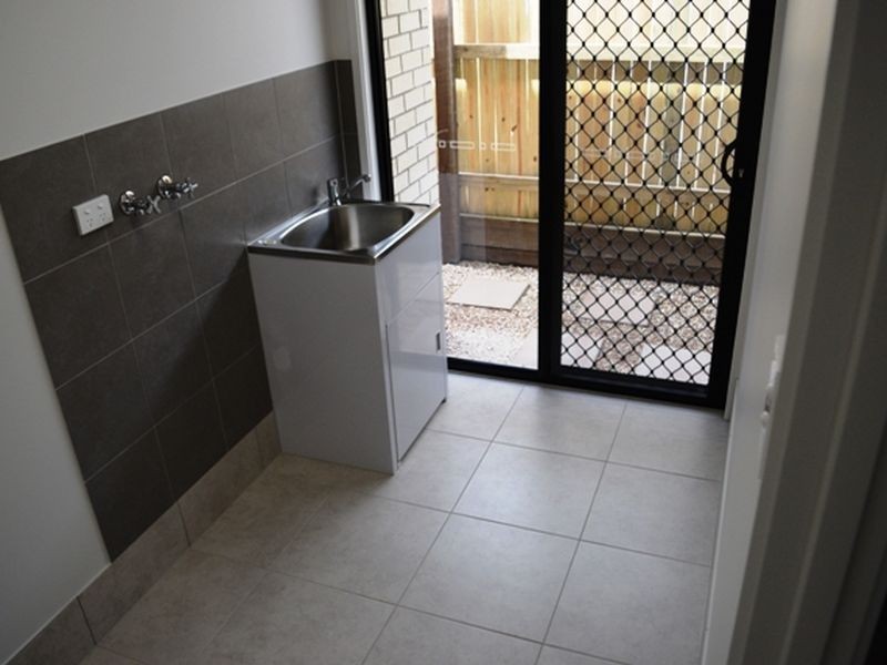 6 Hinton Crescent, Mango Hill QLD 4509