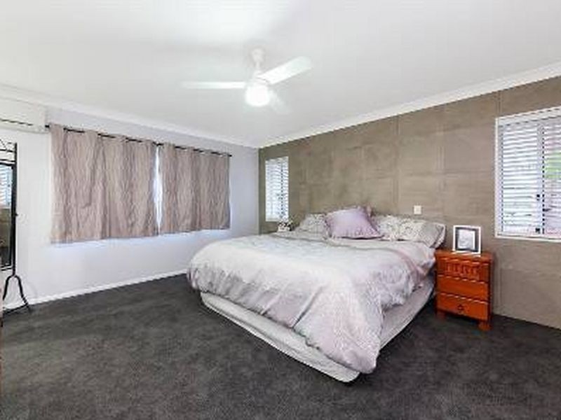 27 Cosby Place, Mcdowall QLD 4053