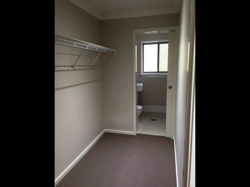 8/111 Leitchs Rd, Albany Creek QLD 4035