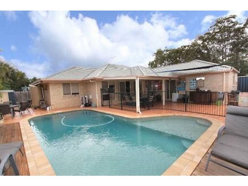 37 Morgan Road, Albany Creek QLD 4035