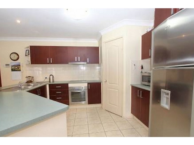 37 Morgan Road, Albany Creek QLD 4035