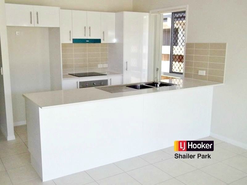 19 Combs Street, Yarrabilba QLD 4207