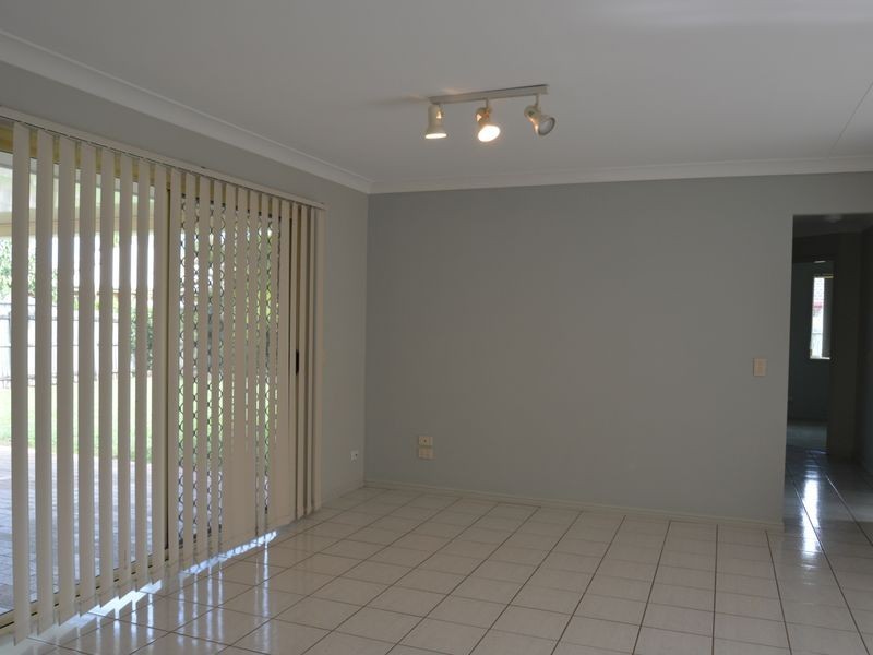 7 Meiland Street, Meadowbrook QLD 4131