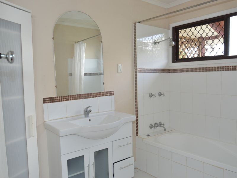 137 Station Road, Woodridge QLD 4114