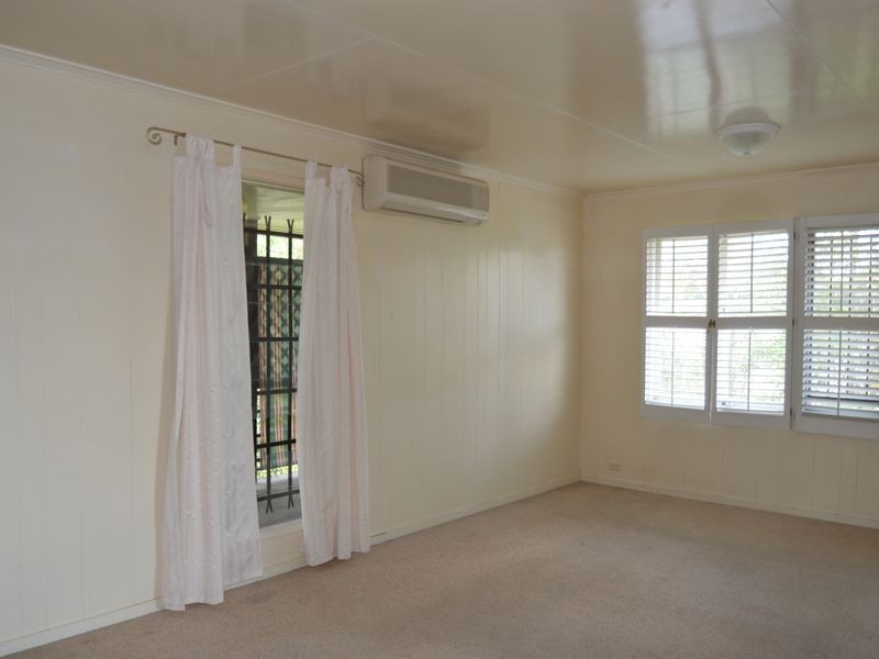 137 Station Road, Woodridge QLD 4114