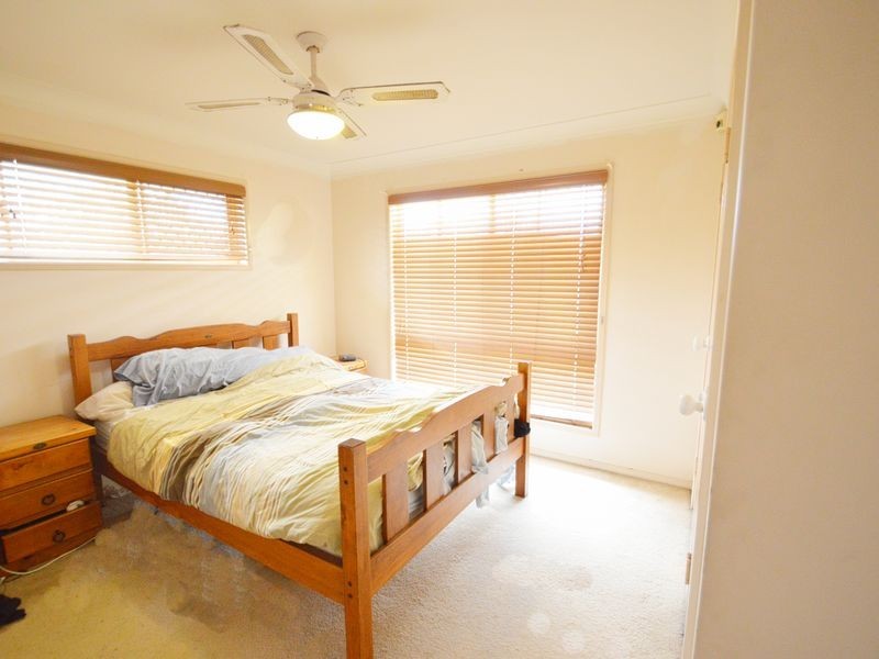 5 Pantai Place, Tanah Merah QLD 4128