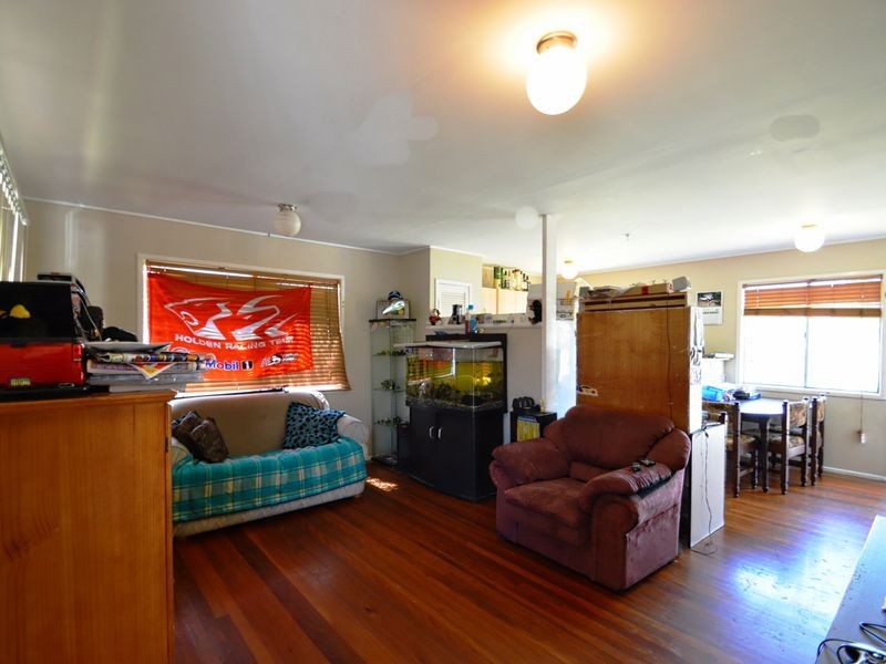 16 Caesar Street, Kingston QLD 4114