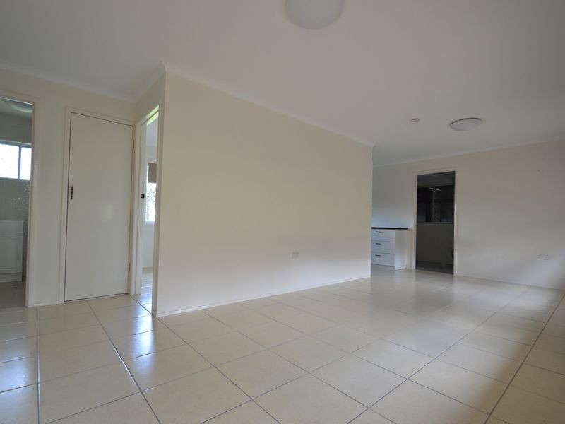 9 Winona Street, Shailer Park QLD 4128