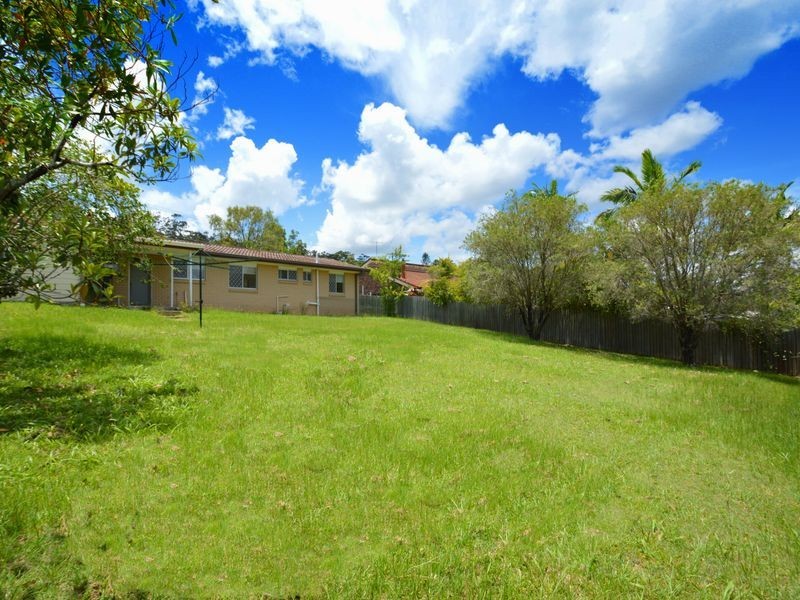 9 Winona Street, Shailer Park QLD 4128