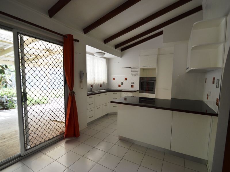 16 Curve Avenue, Loganholme QLD 4129