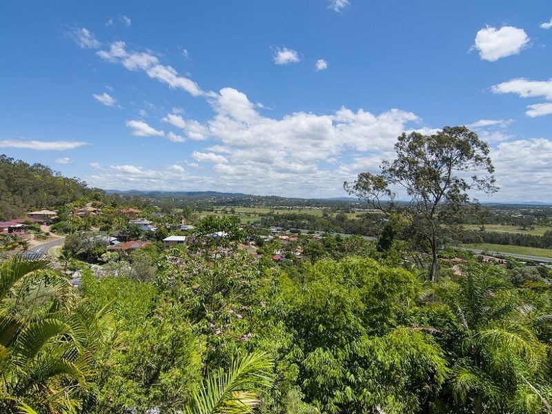 130-132 Barokee Drive, Tanah Merah QLD 4128