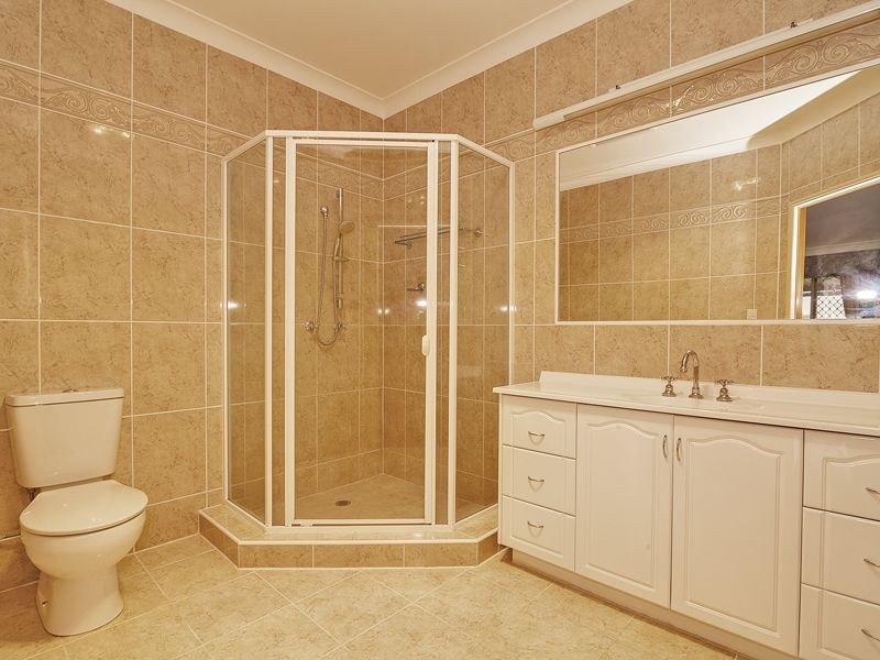 130-132 Barokee Drive, Tanah Merah QLD 4128