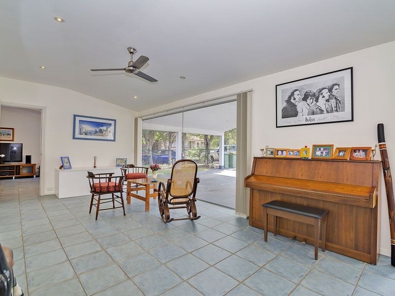 33 Timor Avenue, Loganholme QLD 4129