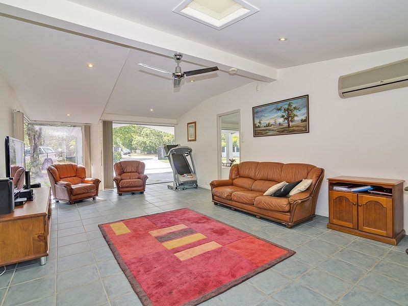 33 Timor Avenue, Loganholme QLD 4129