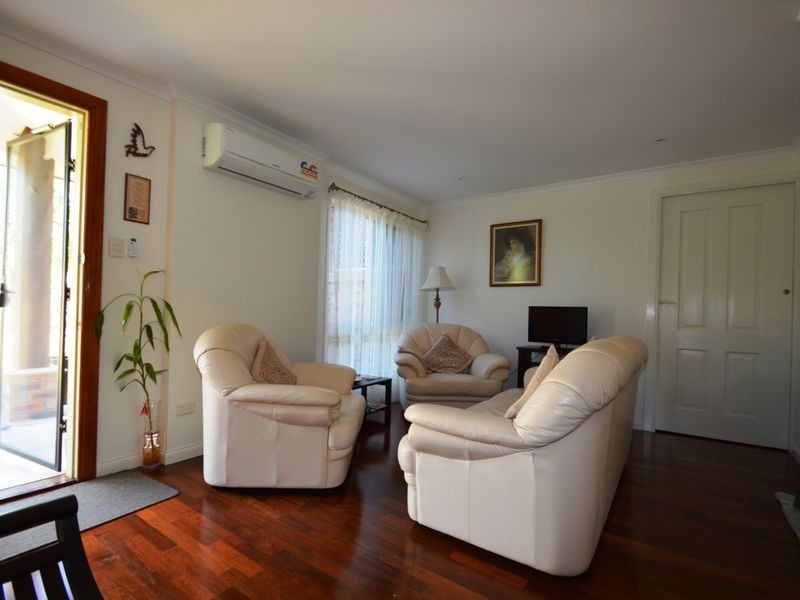 4 Gills Close, Rochedale South QLD 4123