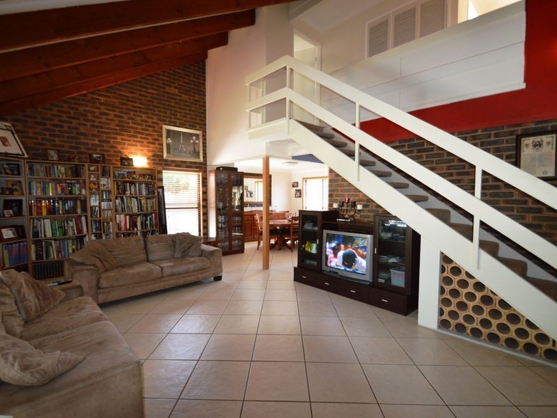 6 Roselea Street, Shailer Park QLD 4128