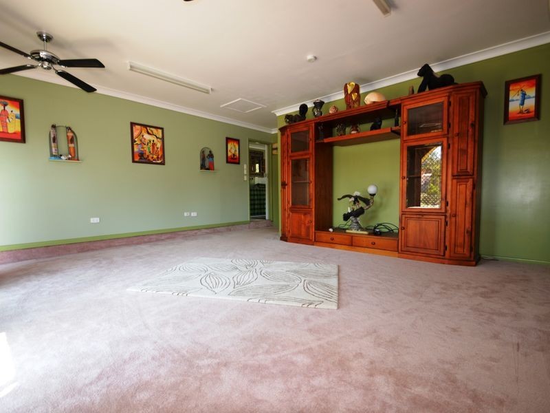 216 Plantain Road, Shailer Park QLD 4128