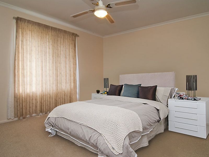 1 Kabut Court, Tanah Merah QLD 4128