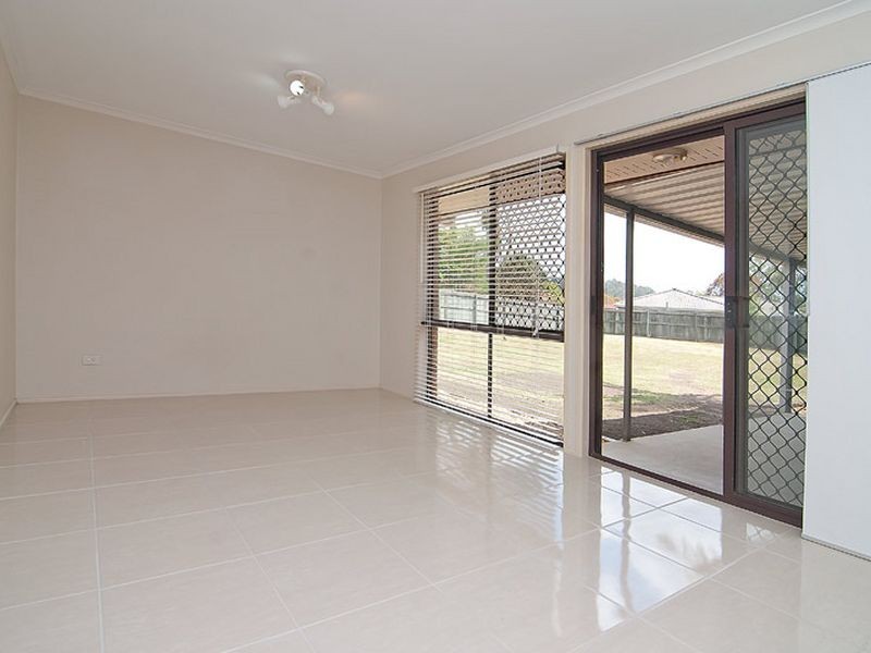 15 Marang Court, Tanah Merah QLD 4128