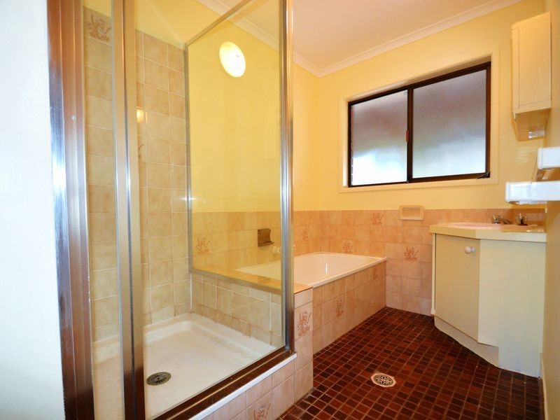 23 Adelong Road, Shailer Park QLD 4128