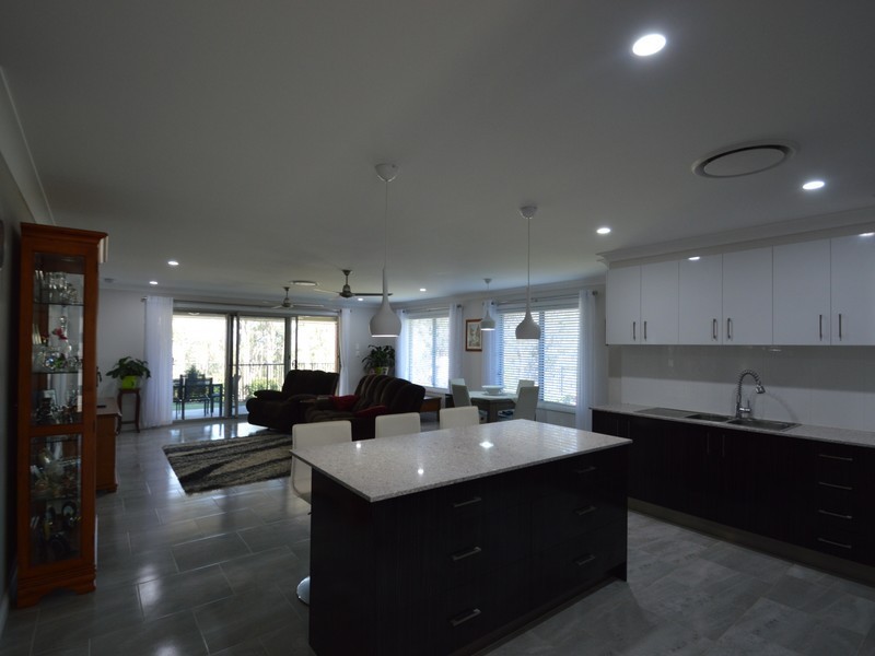 77 Kimberley Drive, Shailer Park QLD 4128