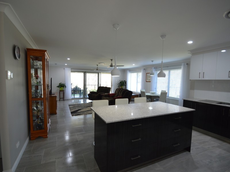 77 Kimberley Drive, Shailer Park QLD 4128