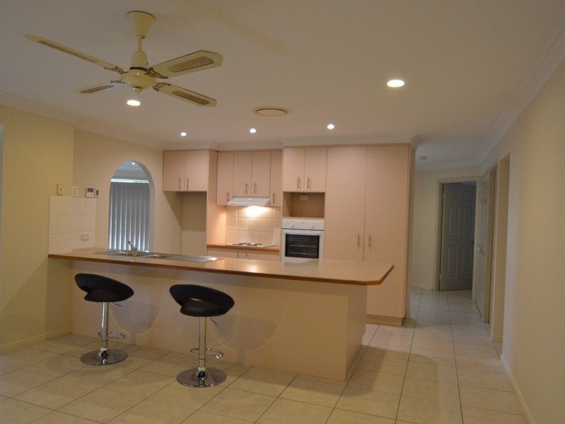 4 St Andrews Drive, Cornubia QLD 4130