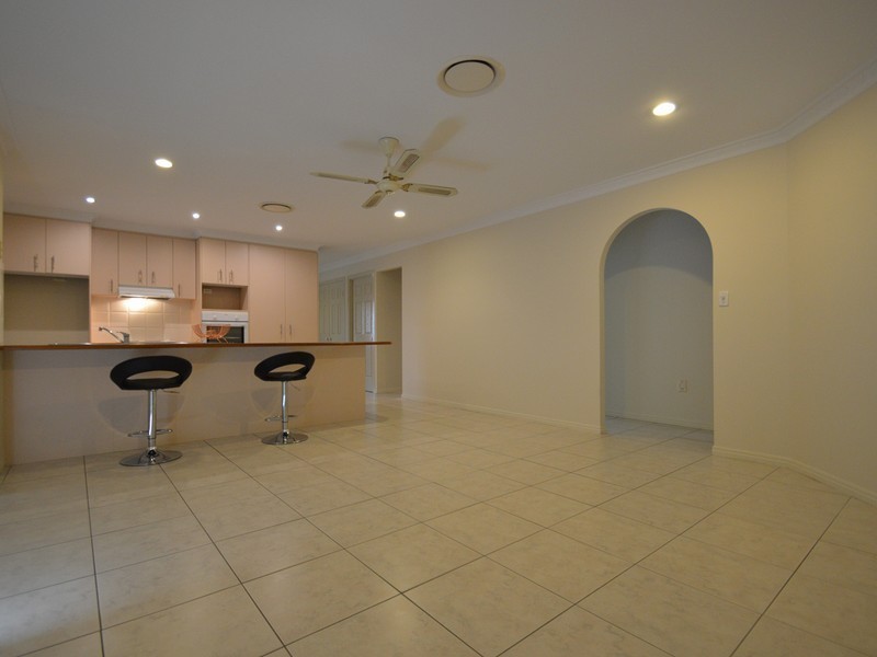 4 St Andrews Drive, Cornubia QLD 4130