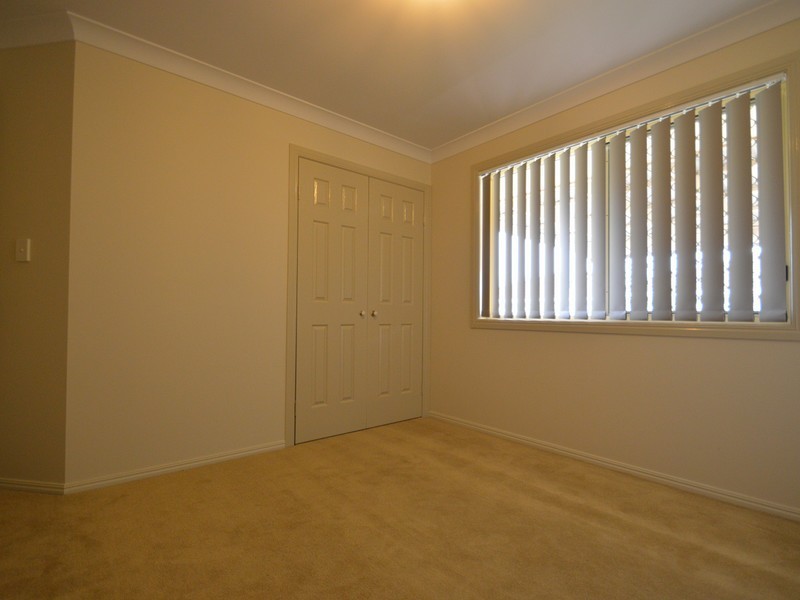 4 St Andrews Drive, Cornubia QLD 4130