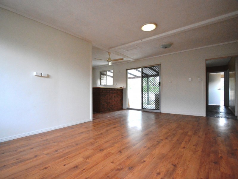 21 Laurel Street, Woodridge QLD 4114