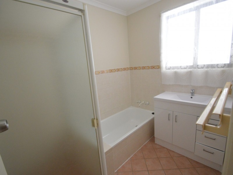 217 Plantain Road, Shailer Park QLD 4128