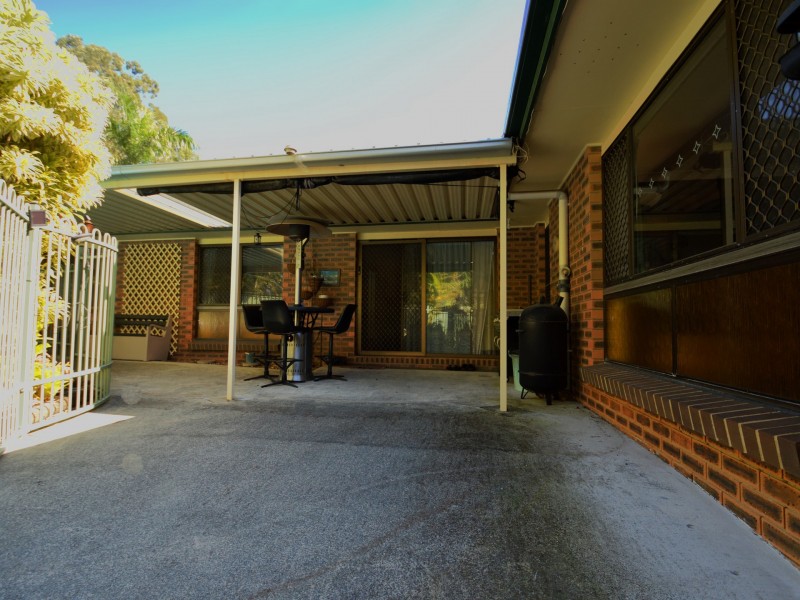 81 Mallee Drive, Tanah Merah QLD 4128