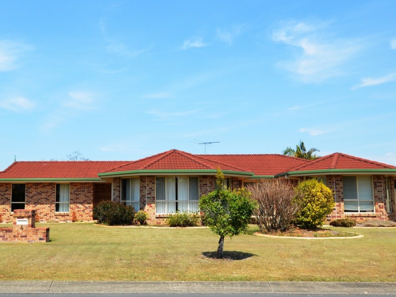 4 St Andrews Drive, Cornubia QLD 4130